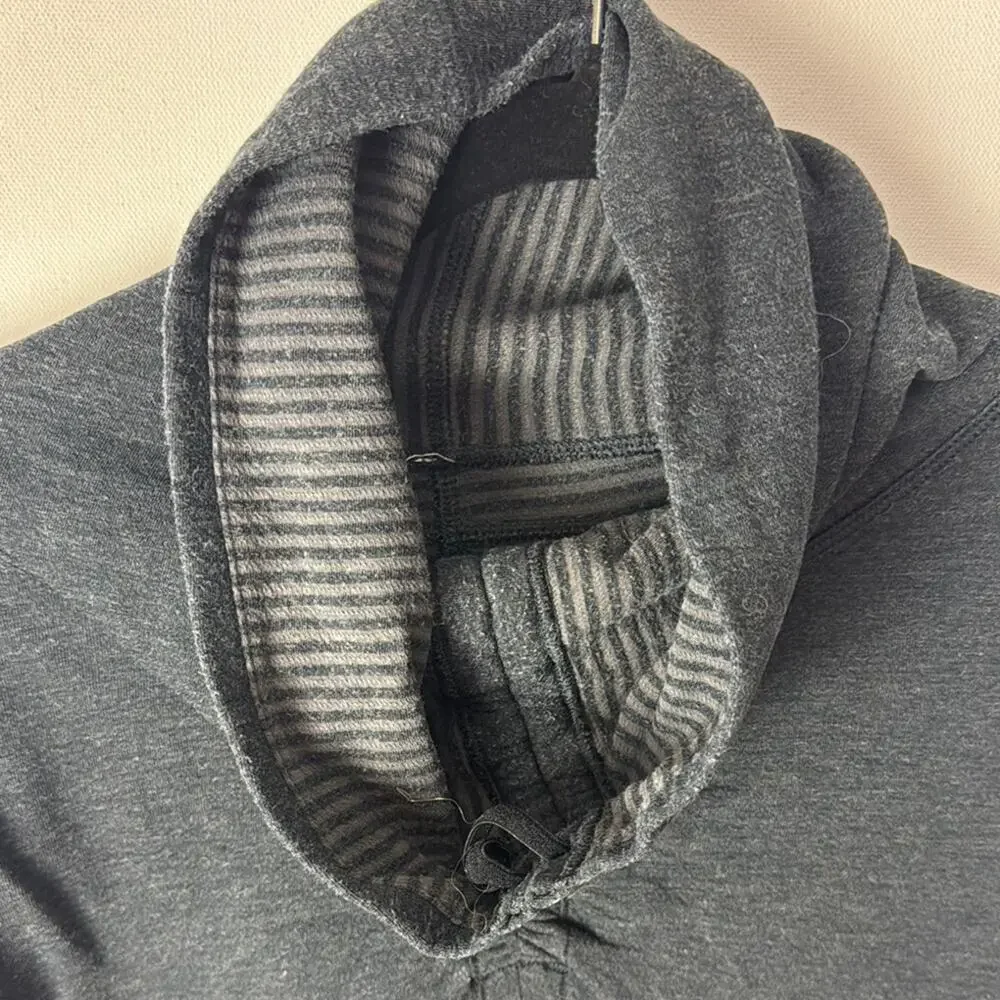 Lululemon Sweater - Women's 6[?]